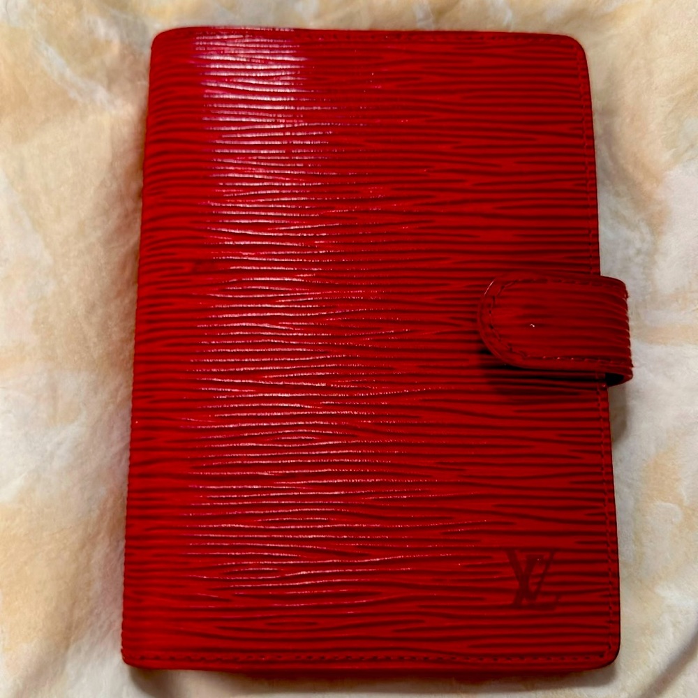 Red Epi leather Louis Vuitton vintage small ring agenda